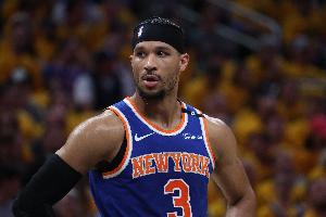 百家乐官方-美媒:快船可考虑交易来约什-哈特 他防守好&能填补老将阵容空缺