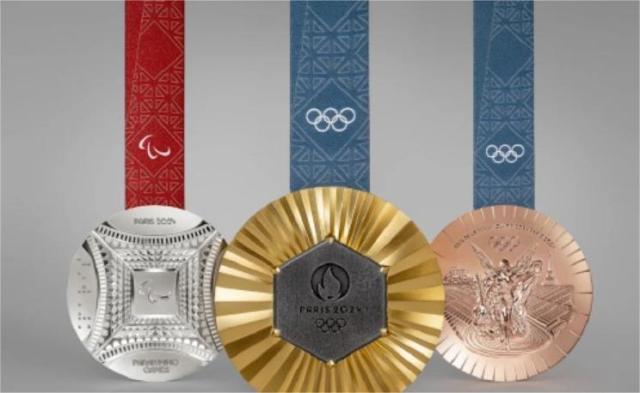 1709384318633086061.jpg 百家乐入口-【早报】截停,绝杀球在空中响哨