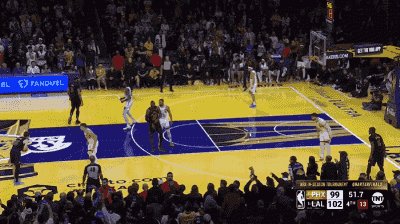 百家乐入口-太阳VS湖人裁判报告：太阳三次得利 暂停吹罚无误