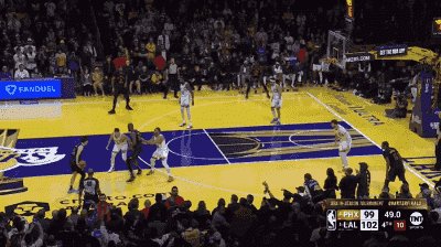 百家乐入口-太阳VS湖人裁判报告：太阳三次得利 暂停吹罚无误