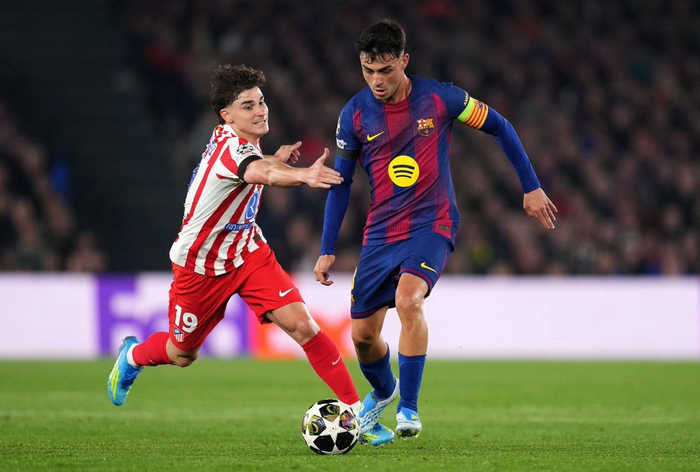 百家乐官网-佩德里对决阿尔瓦雷斯，巴萨迎战马竞欧冠焦点战|巴塞罗那|佩德罗·冈萨雷斯·洛佩斯|马德里竞技|联赛_新浪体育_新浪新闻